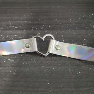 Holographic heart chocker necklace